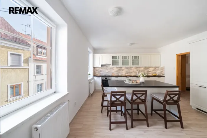 Prodej rodinného domu, Česká Lípa, Jiráskova, 330 m2