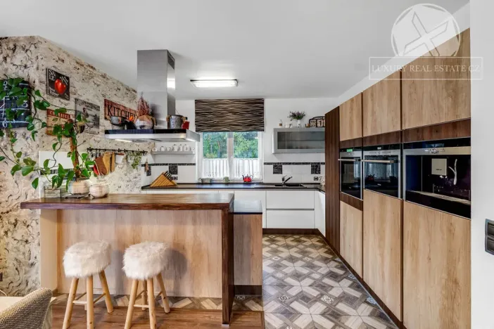 Prodej rodinného domu, Jesenice - Horní Jirčany, 230 m2