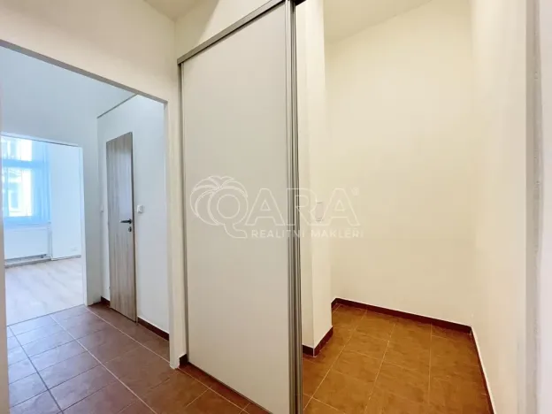 Pronájem bytu 2+kk, Praha - Vinohrady, Mánesova, 47 m2